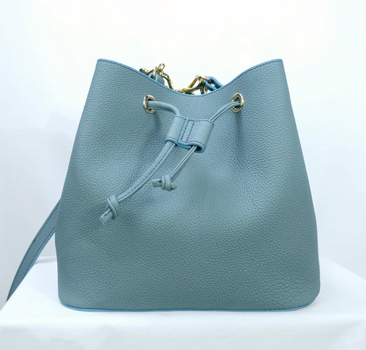 ALT BISON’s first handcrafted bag.