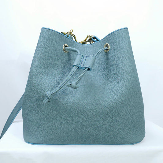 ALT BISON’s first handcrafted bag.