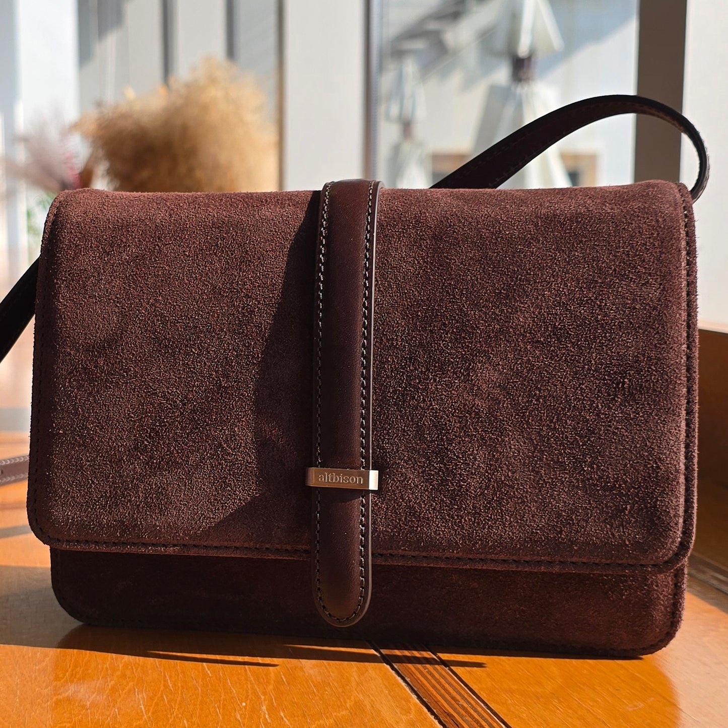 Flap Mini Bag|Black. by altbison