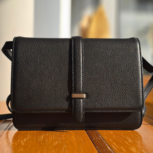 Flap Mini Bag|Black. by altbison